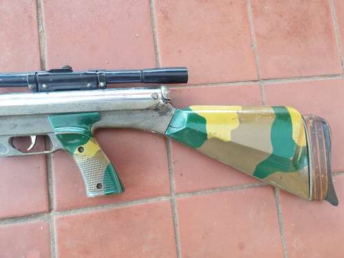 RARE GAMO-68 AIR RIFLE .177