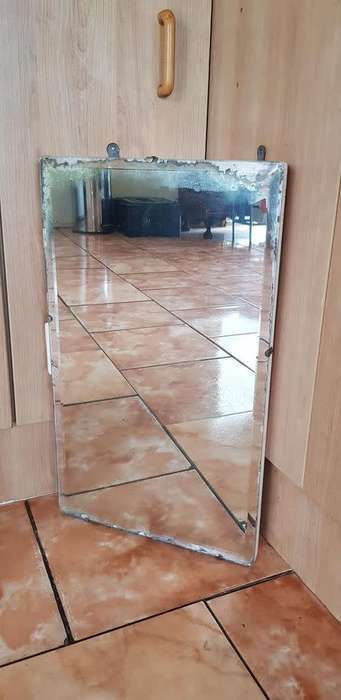 VINTAGE BEVELED MIRROR BATHROOM CORNER CABINET 560 X 280 X 280 MM