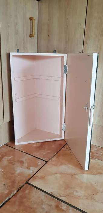 VINTAGE BEVELED MIRROR BATHROOM CORNER CABINET 560 X 280 X 280 MM