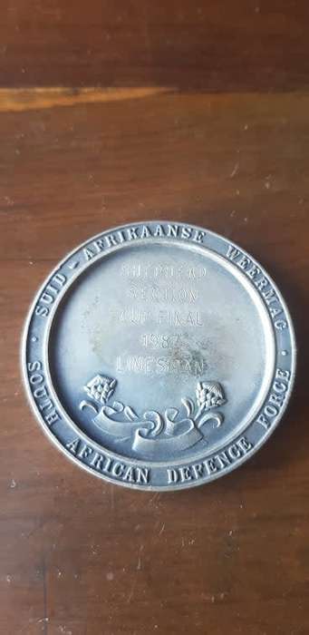 75 YEAR SADF 1987SHEPHERD SECTION CUP FINAL LINESMAN MEDALLION 51 MM