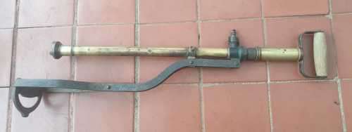 NESTHILL SHEFFIELD ENGLAND UNIVERSAL PUMP