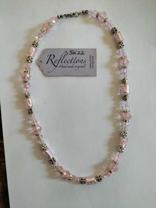 Pink crystal short necklace. SN22