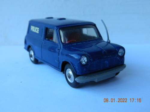 CORGI TOYS -  448  -  AUSTIN MINI POLICE VAN