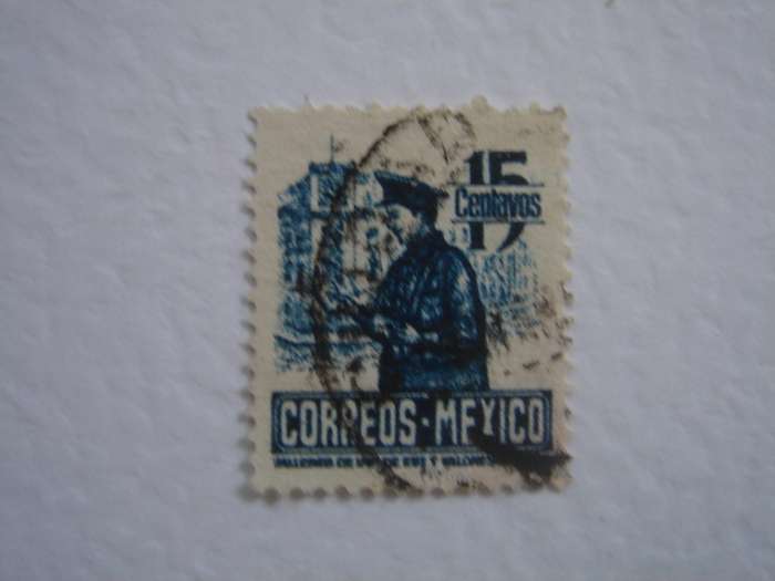 1947 Mexico - Postman 15 c used, stamped
