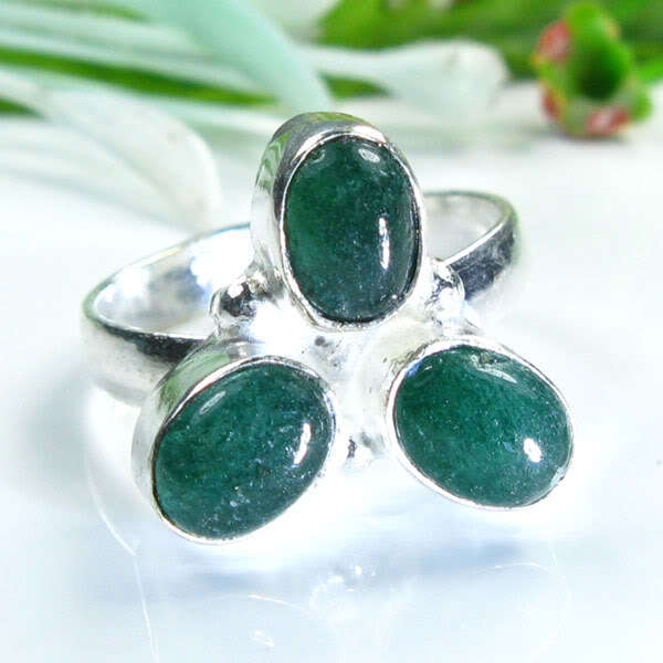 AVENTURINE SILVER RING SIZE 8 3/4