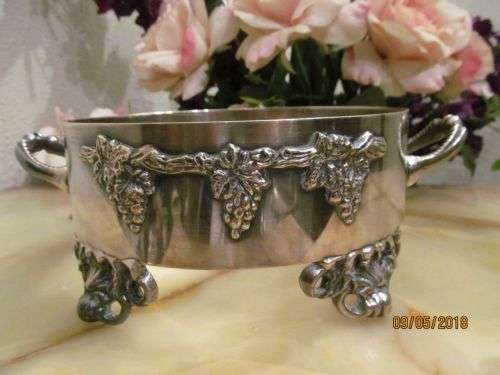 EDWARDIAN VINEYARD 2 !! Vintage Silver Plated Casserole Dish Stand -Ornate Feet & Grape Decor