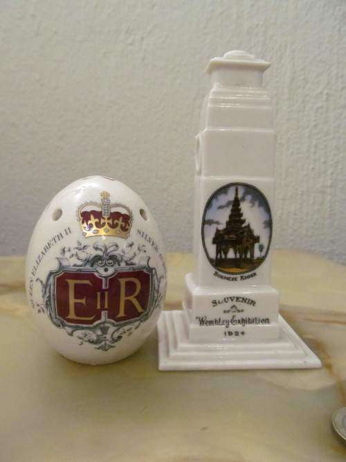 GRAFTON + !! Antique Fine Porcelain Wembley Exhibition Souvenir & Vintage Pomander