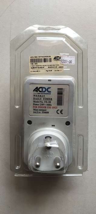 ACDC day digital plugin mains timer