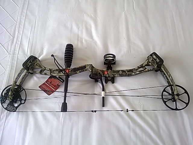2010 PSE Bow Madness compound bow package RH 60lbs 25-30" draw as new!!