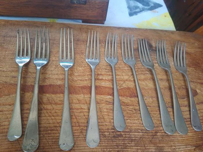 Cutlery set (Mixed Lot as per description, some noteworthy names between the Lot