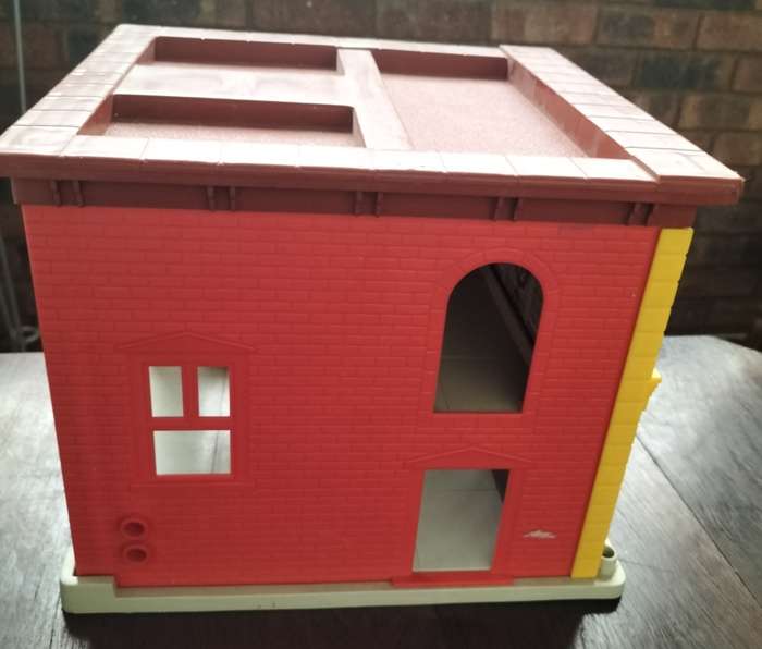 Vintage Fisher Price Fire station