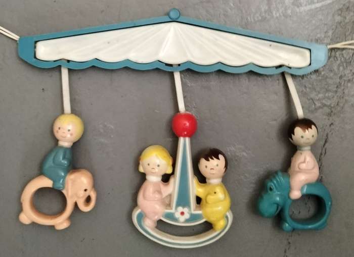 Vintage rattle (hangs in baby cot) - Made in Hong Kong