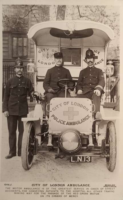 Vintage Post Card - British - London Ambulance