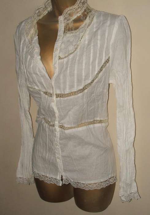 size 38 but suits a 36 better -  Ladies victorian creamy white lace crisp twist shirt