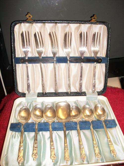 SET OF APOSTLES TEAPOONS, FORKS, SUGAR EPNS