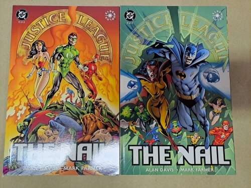 JLA - 12 Graphic Novels - Clearance sale