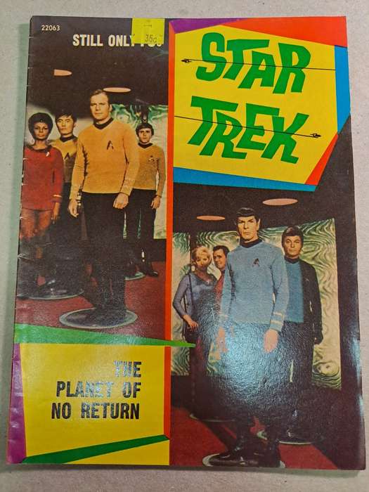 Star Trek - 2 Vintage Comics - Clearance sale
