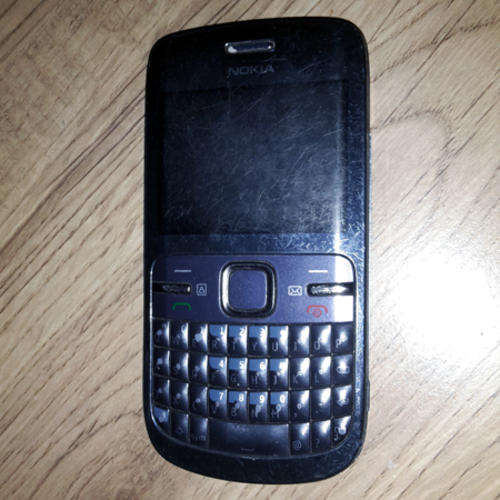 Nokia C3 Cellphone - Good Working Condition - Dont miss out, Bid Now!