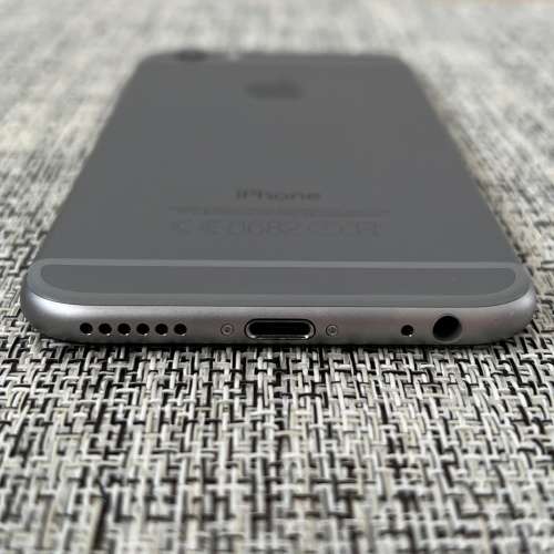 Apple iPhone 6 Space Grey 32GB (1 Month Warranty)
