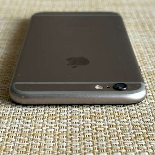 Apple iPhone 6 Space Grey 64GB (SOLD AS IS-READ DESCRIPTION)