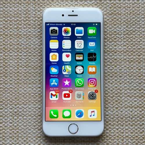 Apple iPhone 6 Silver 64GB (1 Month Warranty)