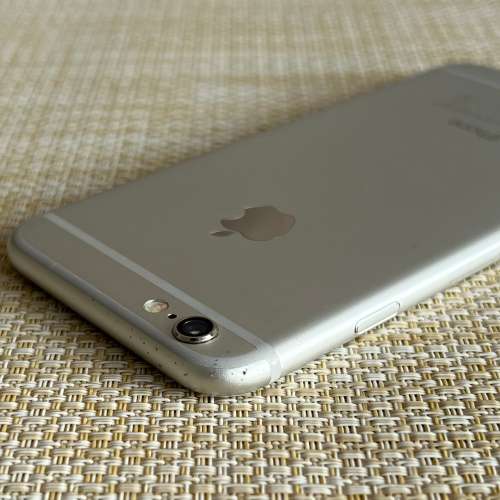 Apple iPhone 6 Silver 64GB (1 Month Warranty)