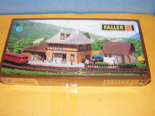 Faller N-scale Waldkirch - Station Kit