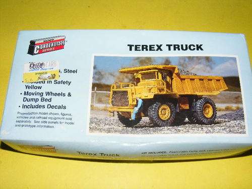 Walters HO Terex Truck Kit