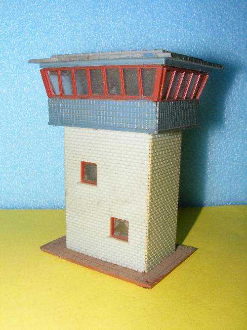 HO Signal Tower