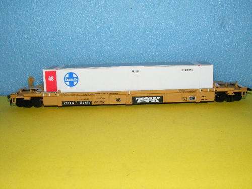 HO Flatbed with Container Load.