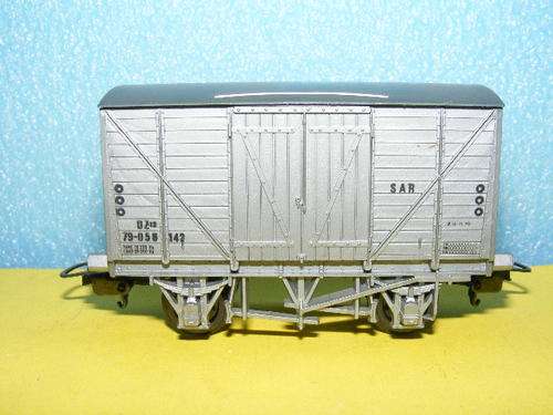 Lima HO SAR/SAS  Small Box Wagon
