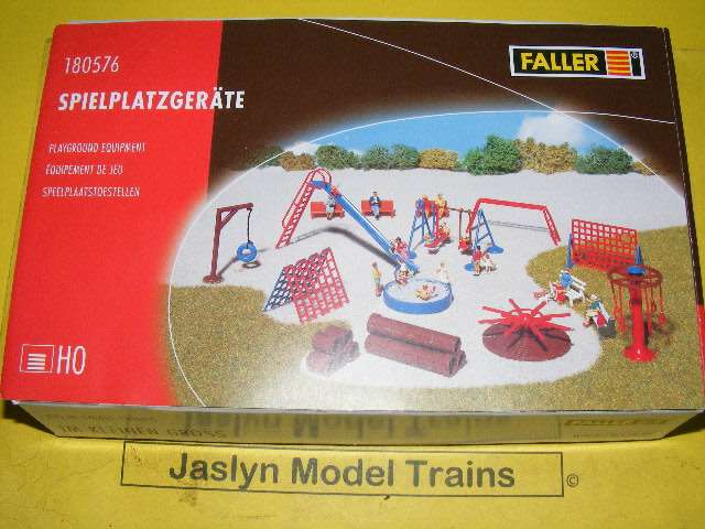 Faller HO Play park,
