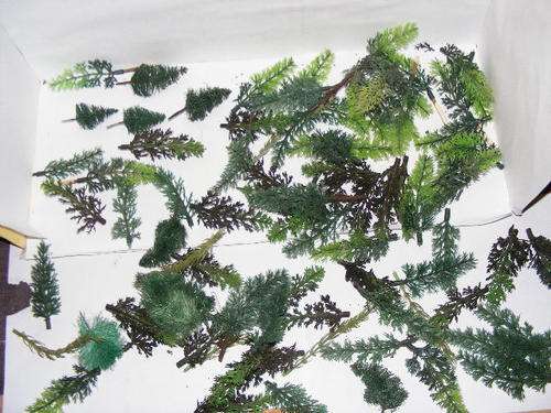 HO Trees and shrubs X 75 (Plastic)
