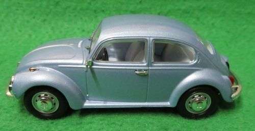 **ROAD SIGNATURE SERIES****1972 VW BEETLE**RUBBER TYRES**1/43 SCALE**