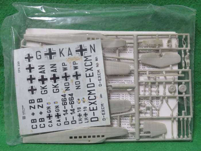**Huma Model**Model kit**DFS 230 A**Vintage**1/72**