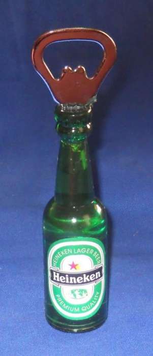 ***HEINEKEN BOTTLE OPENER***WITH MAGNET @ BACK***NEW***
