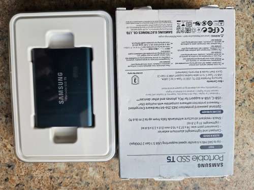 Samsung T5 Portable SSD 500GB