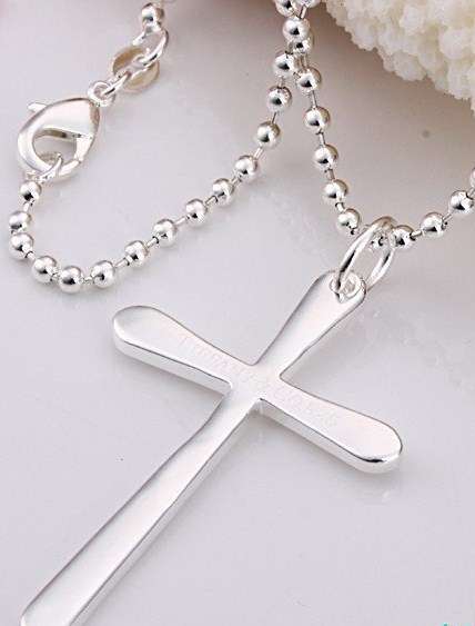 *Local Stock*, New 925 Sterling Silver filled Stamped Cross with FREE snake chain