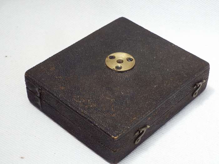 A rare Ellis Aquatic type botanical field microscope circa 1780-1810. Ref.MA/37