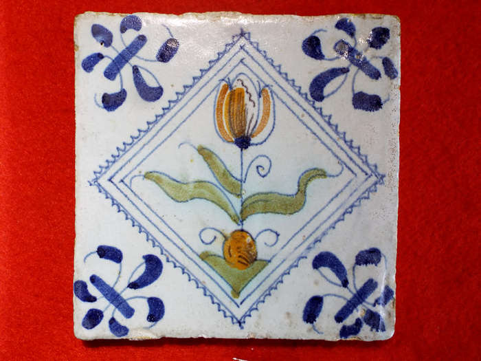polychrome Dutch Delft Tile circa 1630-1650 Ref. CL-19