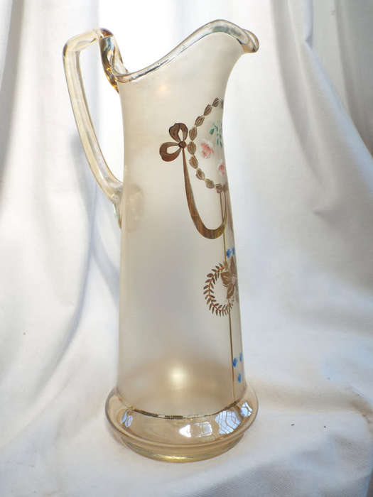 A very large Art Nouveau hand-blown Jug. Circa 1900-1919. Ref. No. GL/10