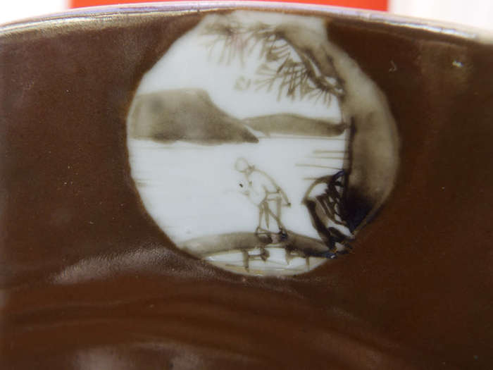 18th Century antique Kangxi/Yongzheng Batavian brown  Famille Rose plate Ref. P-103