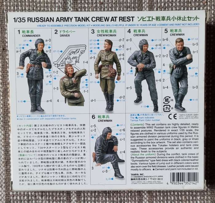 Tamiya Military Miniatures - Russian Army Tank Crew at Rest