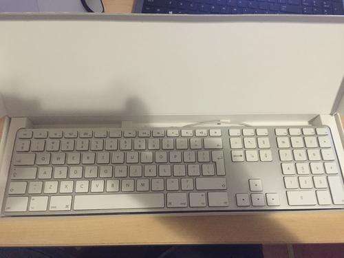 Apple Keyboard with Numeric Keypad 100% Condition & Still In Box