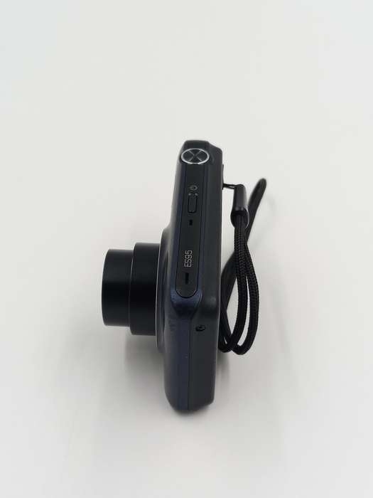 Samsung ES95 Compact Digital Camera  (16.2MP)