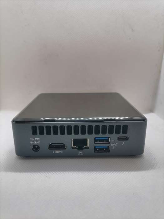 Intel NUC10FNK (Intel i5, 250GB SSD & 8GB RAM) 10th Gen