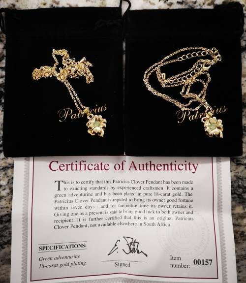 *LOT OF 10 X 18 Carat Gold Plated Necklaces in Pouch - ## BID IS FOR LOT OF 10 ## - - DONT LOOSE OUT