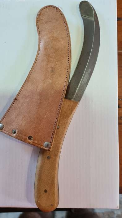 WW2 Wilson Sheffield RAF parachute release knife. A real piece of history in great condition!