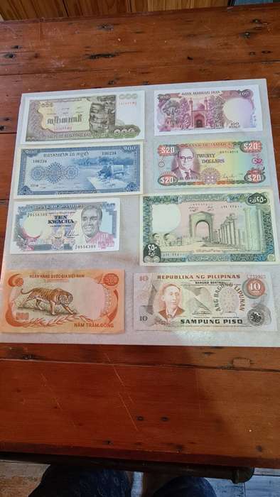 Lot of 8 interesting bank notes - good condition  -  Good collection starter pack!