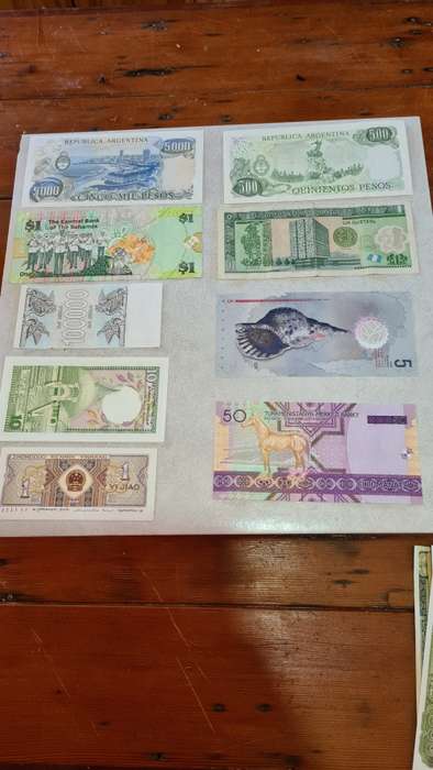 Lot of 9 interesting bank notes from around the globe!